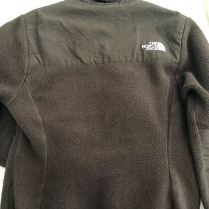 brown north face winter jacket